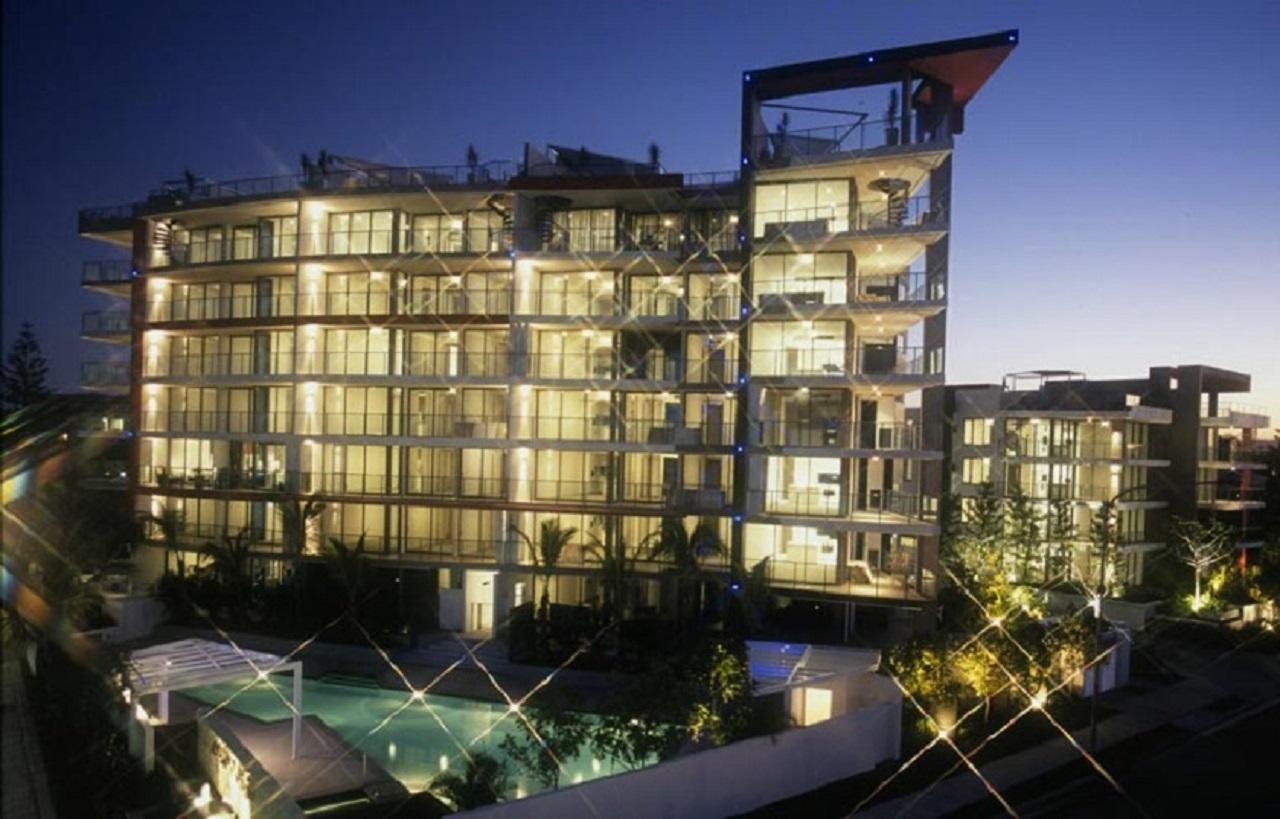 Waters Edge On The Broadwater Apartment *